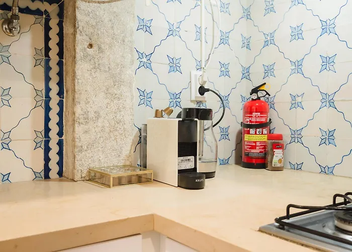 Gem 8 Guests Modern דירה