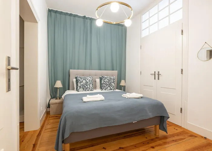 Gem 8 Guests Modern Lisbon