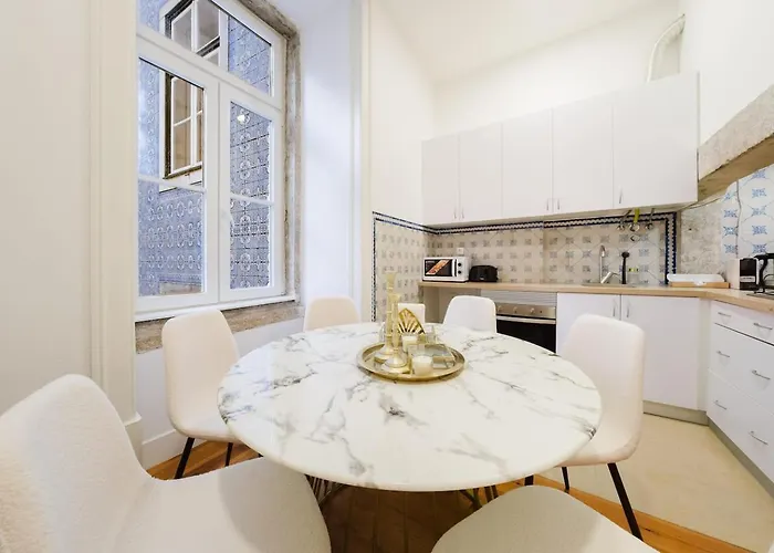 Gem 8 Guests Modern * Lissabon